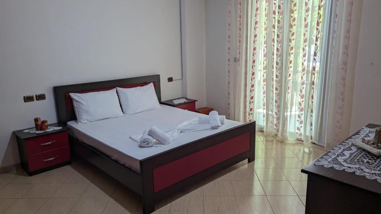 Hasani Apartments Sarandë 外观 照片